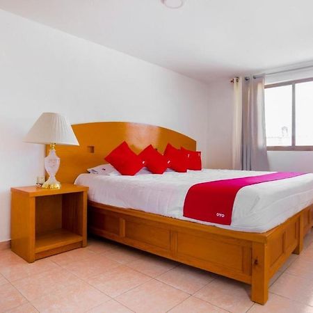 Oyo Hotel Montes, Atlixco Puebla Exteriör bild