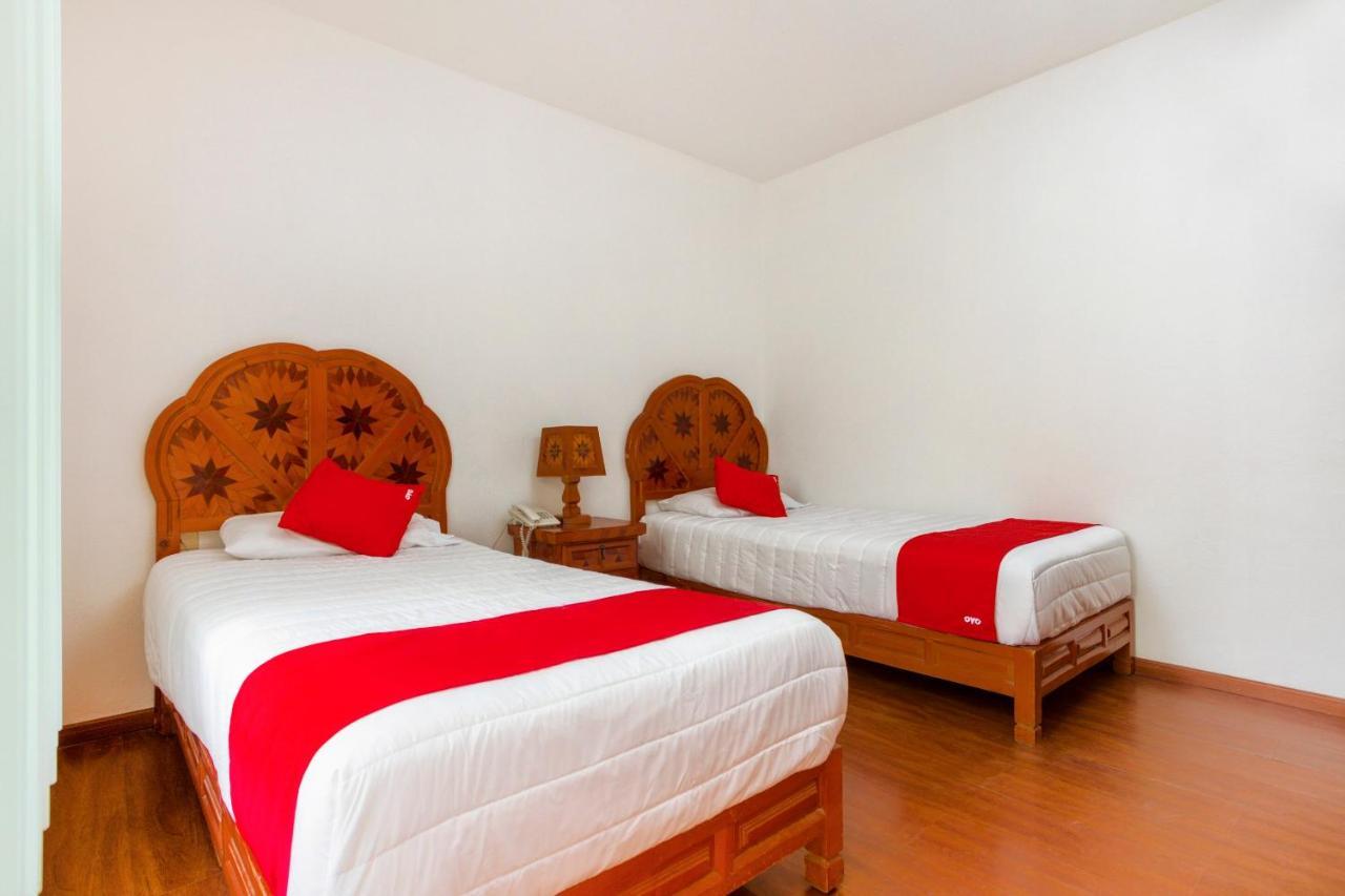 Oyo Hotel Montes, Atlixco Puebla Exteriör bild