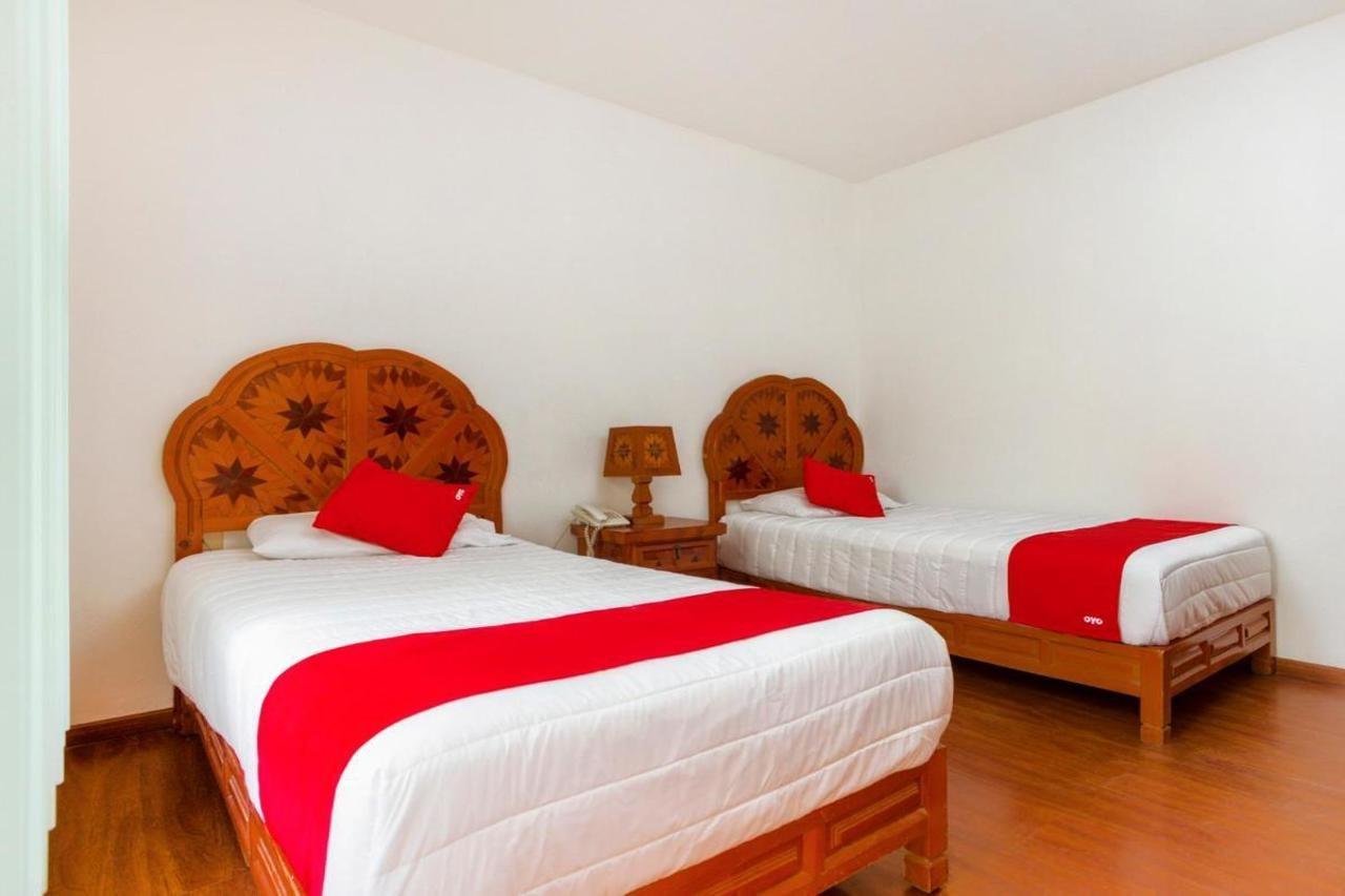 Oyo Hotel Montes, Atlixco Puebla Exteriör bild